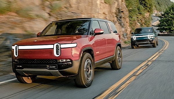 2022 Rivian R1S Qualifies for the Clean Vehicle Credit, but only if the MSRP is $80,000