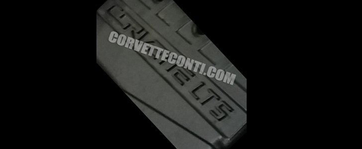 C7 Corvette ZR1 engine cover