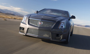 Cadillac CTS-V, Jeep Grand Cherokee Are 2011 Internet Car and Truck of the Year