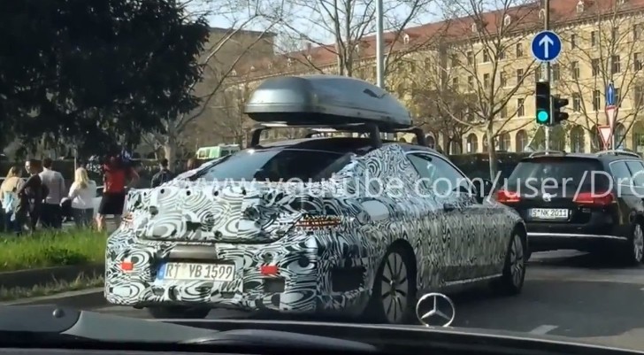 Camouflaged C205 C-Class Coupe Spied Driving through Stuttgart with Roof Box