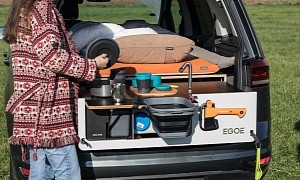 Camper Nestbox Grants Nearly Any Vehicle a Customizable Habitat for Small Bucks