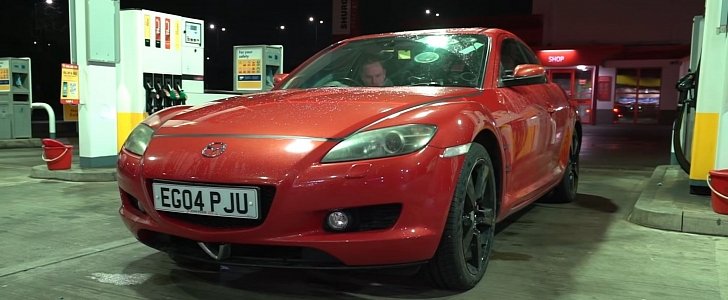 Can a Mazda RX-8 With a Rebuilt Engine Do 400 Miles on One Tank?