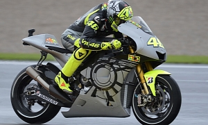 Capirossi Thinks Valentino Rossi Will Ride Yamaha to Victory