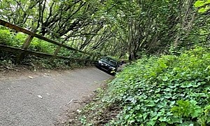 Car Gets Stuck on Coast Path, Of Course It’s Not the Driver’s Fault