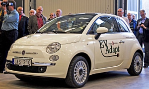 CARe Fiat 500 Electric Priced at EUR23,900