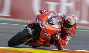 Casey Stoner to Decide on a MotoGP Race After the First Tests