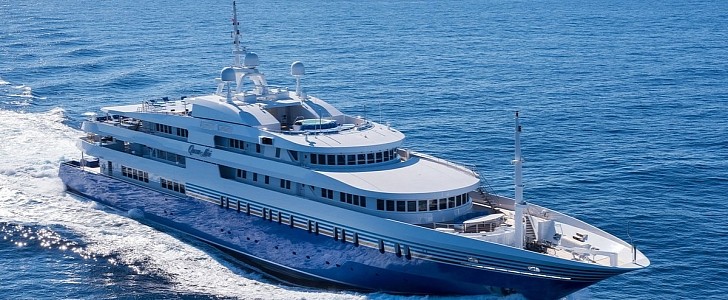Queen Miri is a massive floating luxury resort