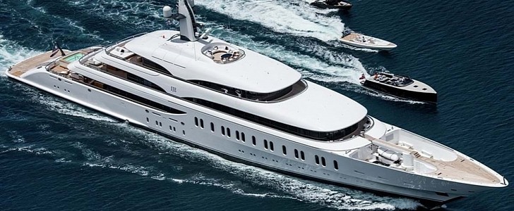 James Packer's superyacht was custom built in 2019 and it boasts incredibly luxurious features