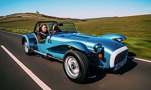 Caterham Super Seven 1600 Revealed with Most Power Ever, Two Chassis