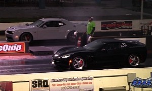 Challenger Super Stock Drags C7 Corvette and Procharged Camaro, Gets Schooled