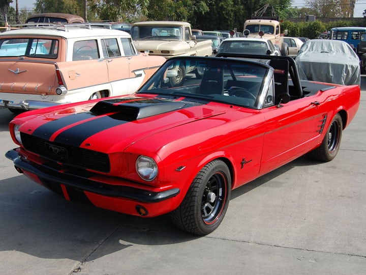 Charlie Sheen S 1966 Nascar Ford Mustang Auctioned Off For