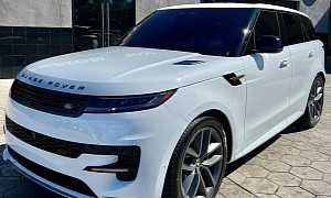 Floyd Mayweather’s Latest Ride Is a White on Black Range Rover Sport
