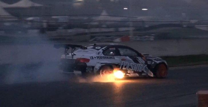Drifting BMW E92 M3 with 750 HP