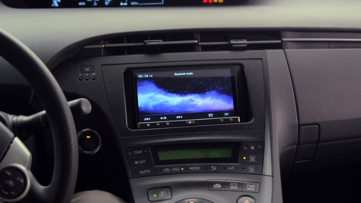 AppRadio 3 on Toyota Prius