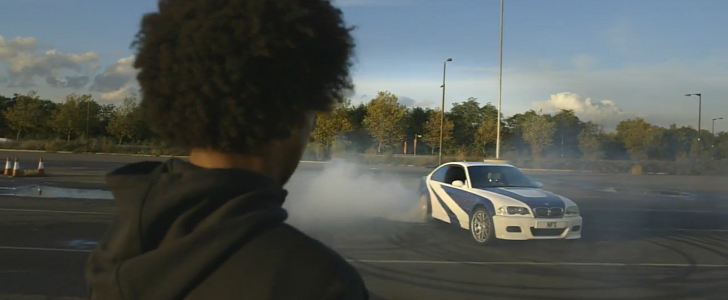 BMW E46 M3 drifting "remotely controlled"