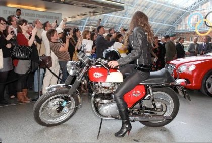 chesca-miles-rides-classic-bsa-spitfire-bike-at-carte-blanche-launch-video-35904_2.jpg
