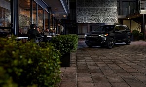 Chevrolet Reveals 2021 Traverse Midnight, Sport Edition, 2022 Equinox RS