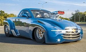 Chevrolet SSR "Hot Rod" Looks Like the Mother of Drag Racers