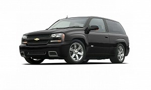 Chevrolet Trailblazer SS Rendered With Three Doors and Six-Lug Wheels