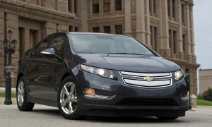 Chevrolet Volt Arriving in Less than a Month, GM Is Exuberant