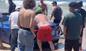 C8 Corvette Gets Stuck in the Sand, This Is Why You Don't Take a Sports Car to the Beach