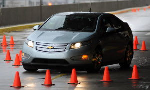 Chevy Volt Achieves 39.9 Electric Miles During Testing
