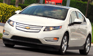 Chevy Volt on the Road: 122 Miles per Gallon