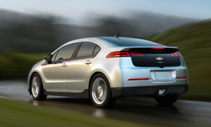 Chevy Volt to Get 240V Chargers