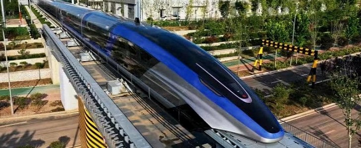 China launches incredibly fast maglev train that can float at 373 mph 