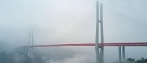 China Opens World's Highest Bridge, A $140 Million Construction