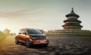 China Wants More EVs and Hybrids Roaming Its Roads