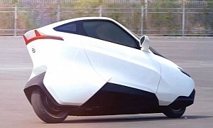 China’s Car of the Future: Two-Wheeled, Electric, Autonomous Gyrocar