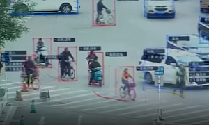 Chinese Jaywalkers Targeted with Face Recognition, State to Fine Them via SMS