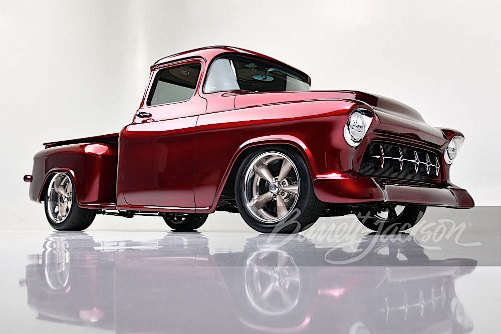  El Chevrolet 3100 picado de 1956 tardó 3.500 horas en verse así, y es una belleza - Autoevolución