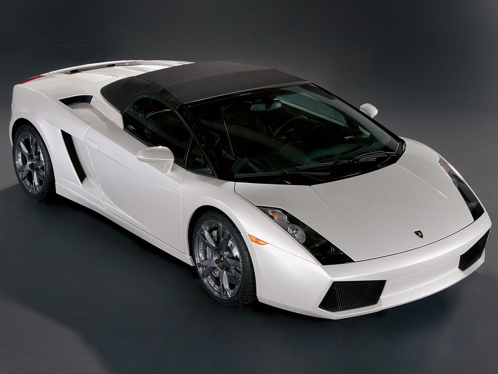 A Lamborghini Spyder like this was rented by Chris Brown