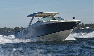 Chris Craft Launch 35 GT Flagship Gives Taste of Boating Good Life for Under $500K