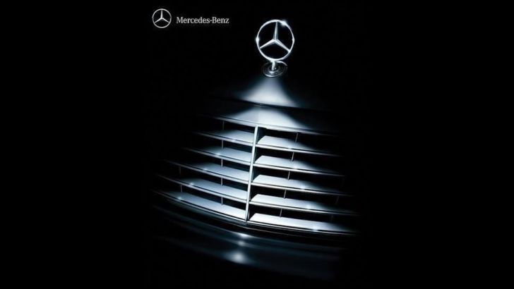 Mercedes-Benz Christmas Tree