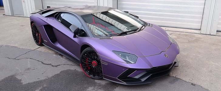 Lamborghini Aventador S Turns Matte Purple
