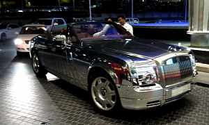 Chrome Rolls Royce Phantom Drophead
