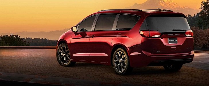 Chrysler Celebrates 35 Years Of Minivans At 2019 Chicago Auto Show