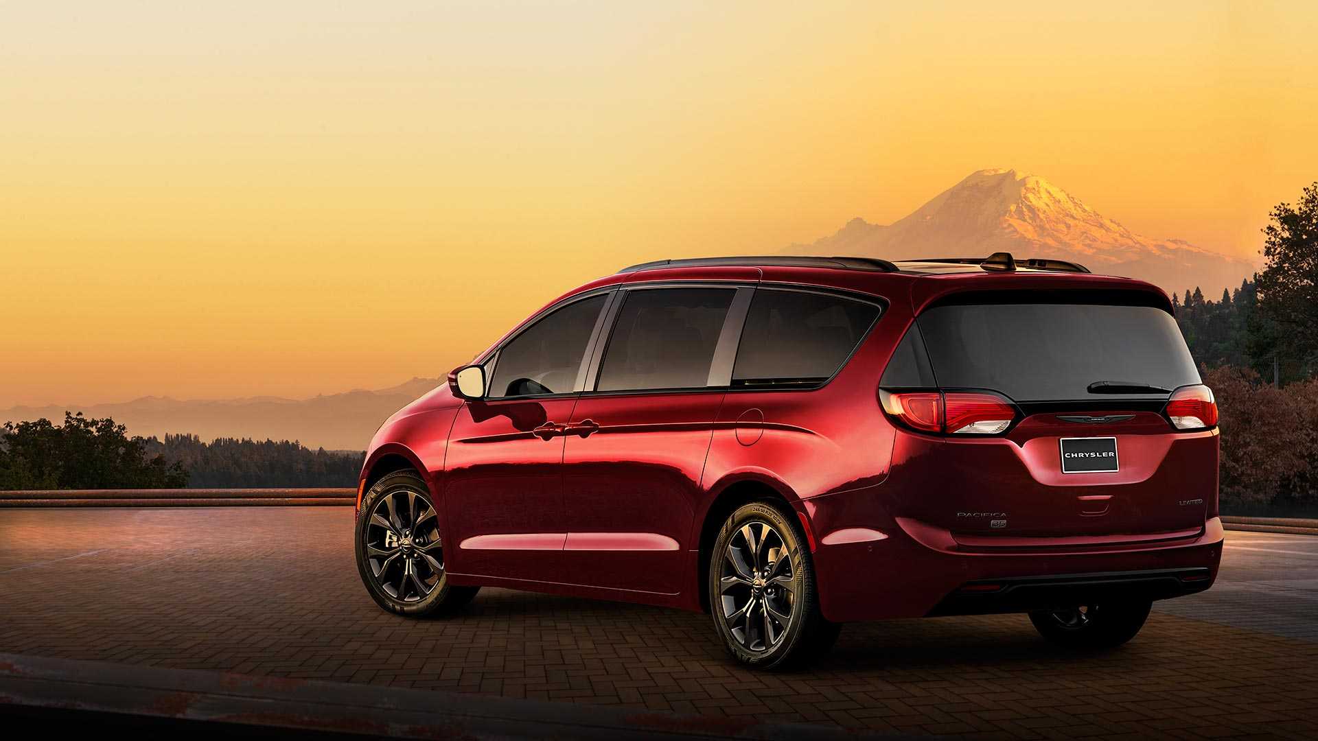 Chrysler Pacifica Awd Expected In Q2 2020 With Plug In Hybrid Powertrain Autoevolution