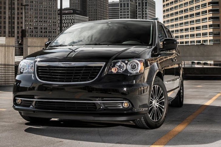 Chrysler Recalls 2013 Minivans Over Airbag Issues - autoevolution