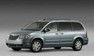 Chrysler Recalls 284,831 Minivans Due to Fire Risk