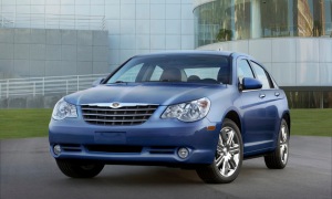 Chrysler Sebring to Change Name with New Facelift