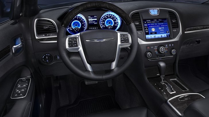 Chrysler 300 interior