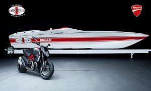 Cigarette Racing 42X Ducati Edition Boat Unveiled