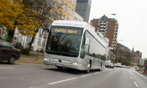 Citaro FuelCELL-Hybrid, On the Streets of Hamburg in 2010