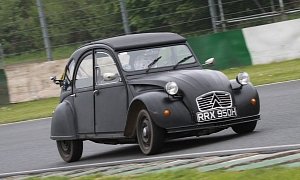 Citroen 2CV Receives BMW Motorcycle Engines in the UK