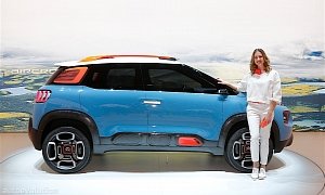 Citroen C-Aircross Concept Arrives In Geneva, It's As Colorful As A Toy Car