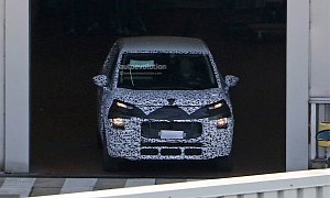 2017 Citroen C3 Picasso Prototype Spied Again, Still Covered In Camouflage
